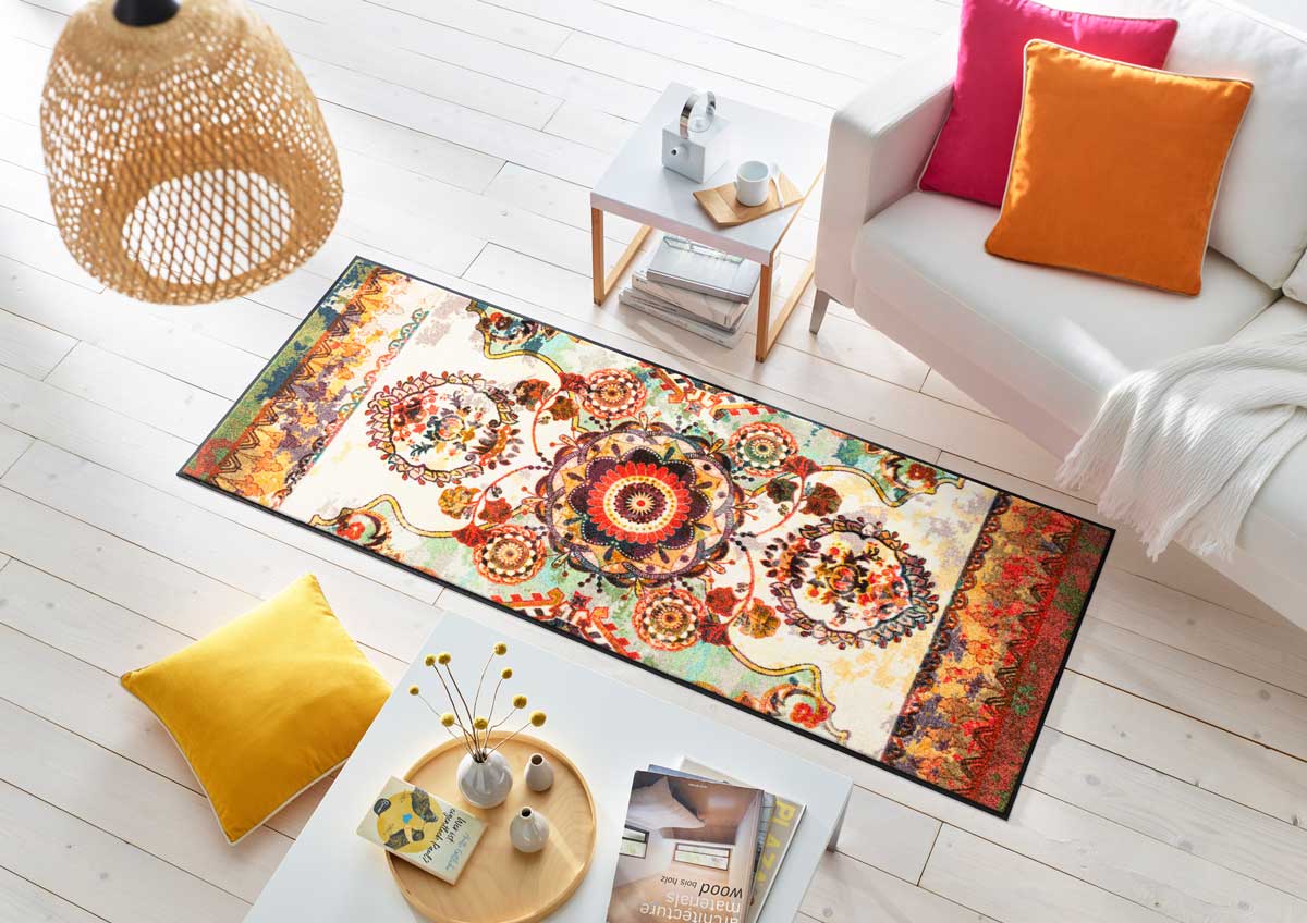 Wohnmatte, Kissen, Accessoires in bunten Farben