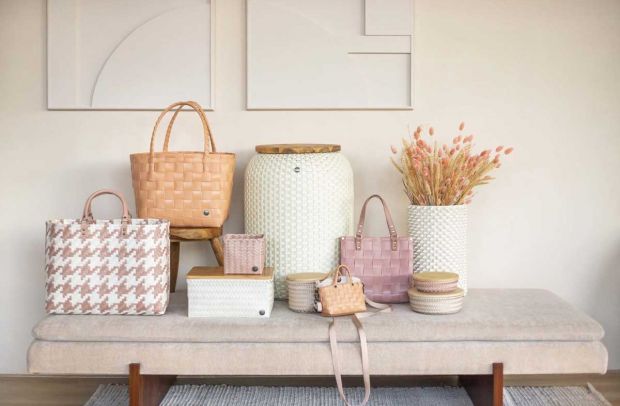 Taschen und Aufbewahrungskoerbe von  HandedBy