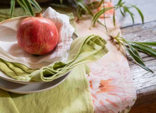 Stoffservietten in rosa und grünen Pastelltönen