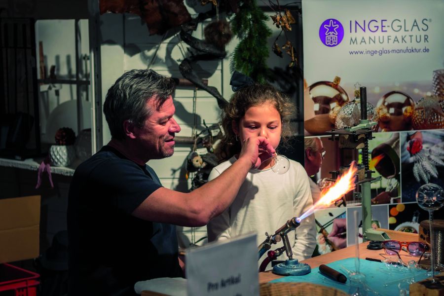 Mundgeblasener Glas- und Weihnachtsschmuck ©INGE GLAS Manufaktur